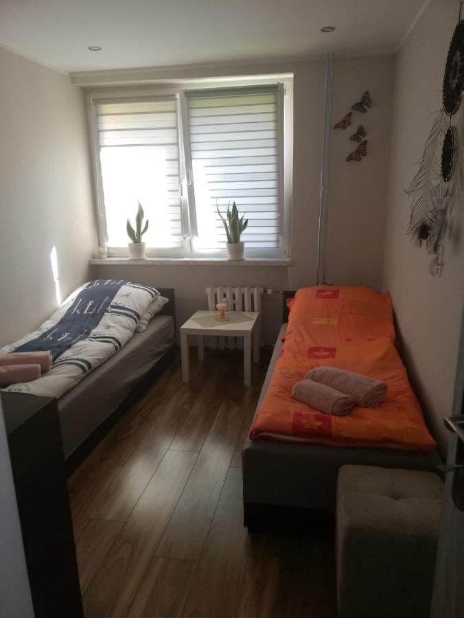 Apartament Dwupokojowy O Wysokim Standardzie Apartment รูดา ชลอสกา ภายนอก รูปภาพ